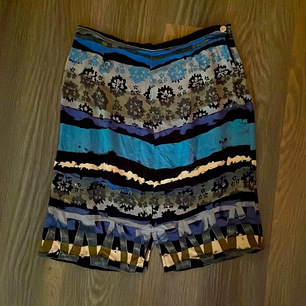 Vintage blue Casual Corners Annex floral patchwork mini skirt with slits!
